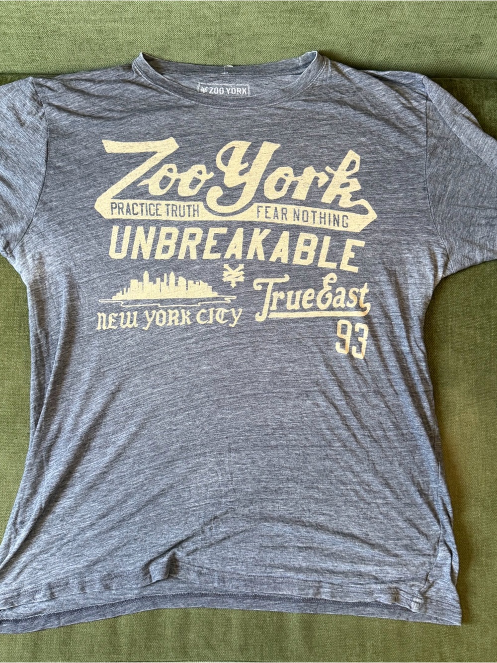 Zoo York Grey Short-Sleeve 'Unbreakable' Graphic Tee